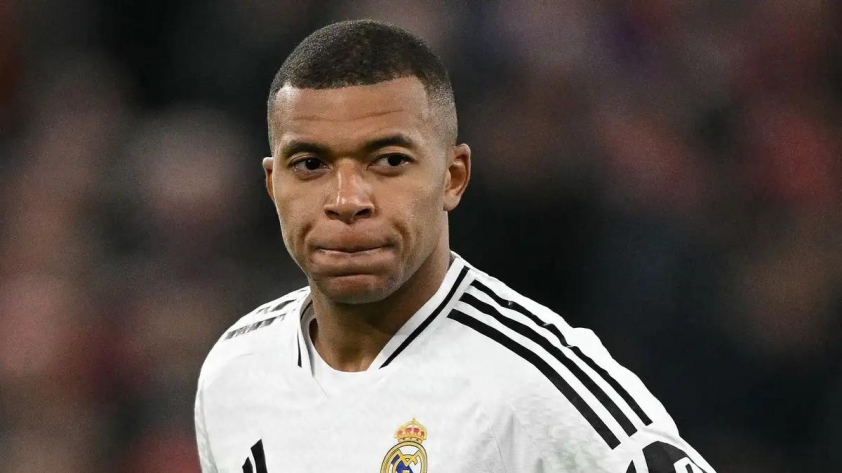 Mbappé phải đối mặt với vấn đề của cả tập thể Real Madrid, laut Ancelotti