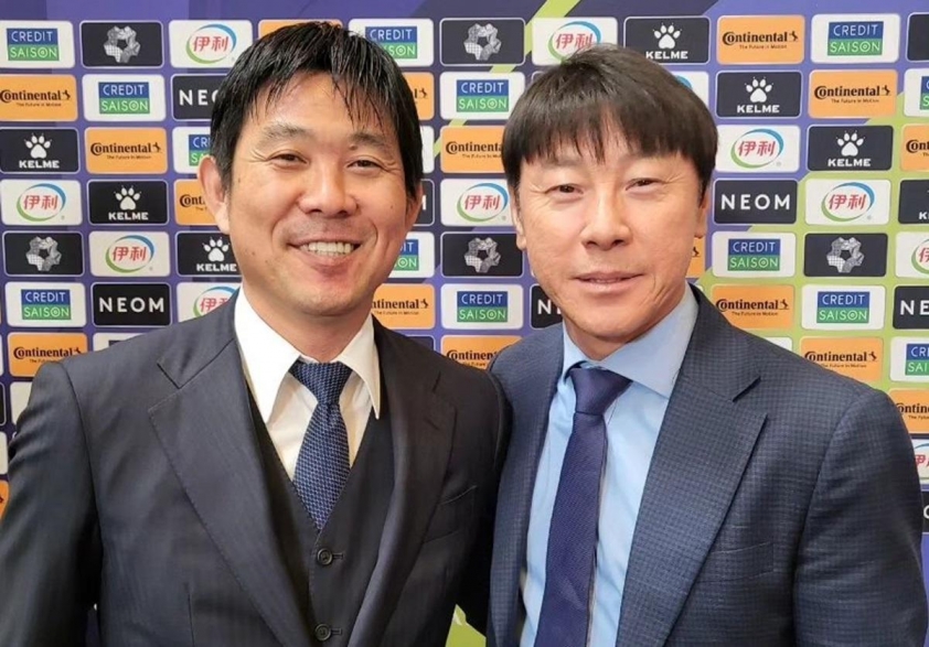 HLV Hajime Moriyasu ca ngợi HLV Shin Tae Yong trước màn so tài vòng loại World Cup 2026