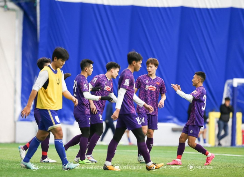 HLV Kim Sang Sik thử nghiệm đội hình, giấu bài trước AFF Cup 2024