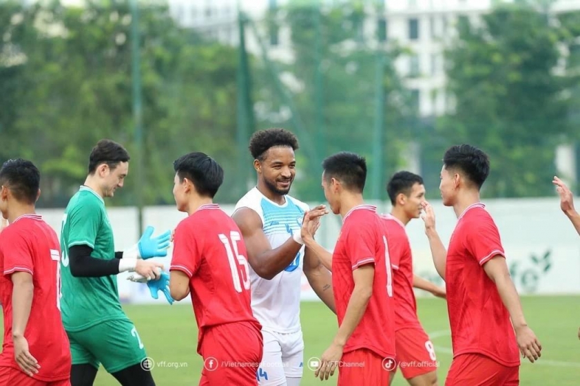 Ngoại binh xuất sắc hơn Xuân Son ở Nam Định