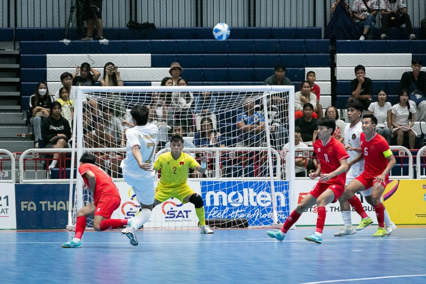 Thầy Giustozzi lý giải nguyên nhân thất bại của ĐT Futsal Việt Nam trong trận chung kết