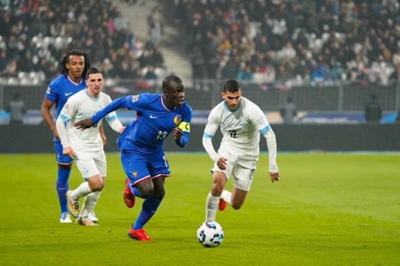 Didier Deschamps tiếp tục bảo vệ Kylian Mbappe sau tin đồn bị sa thải