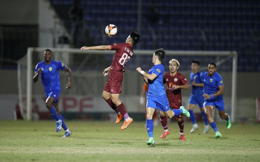 Đương kim Á quân Quy Nhơn Bình Định giải cơn khát chiến thắng, đánh bại Quảng Nam 1-0