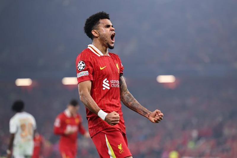 Siêu phẩm hat-trick của Diaz đưa Liverpool lên đỉnh bảng Champions League