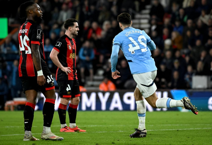 Man City thua sốc trên sân Bournemouth