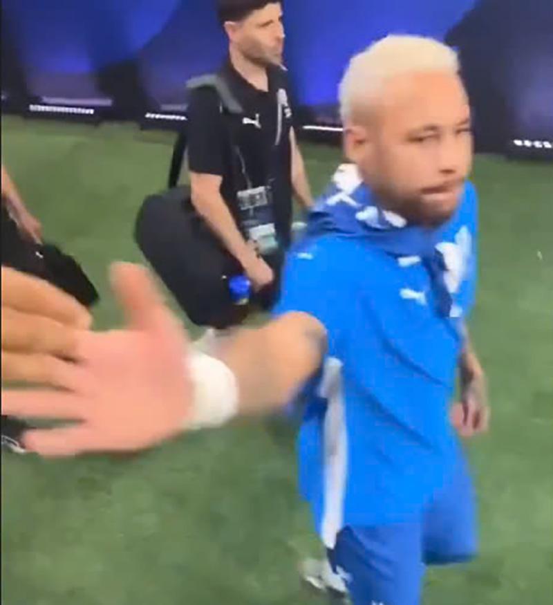 Neymar phủ nhận thông tin bị lấy cắp nhẫn trị giá 14.000 Euro