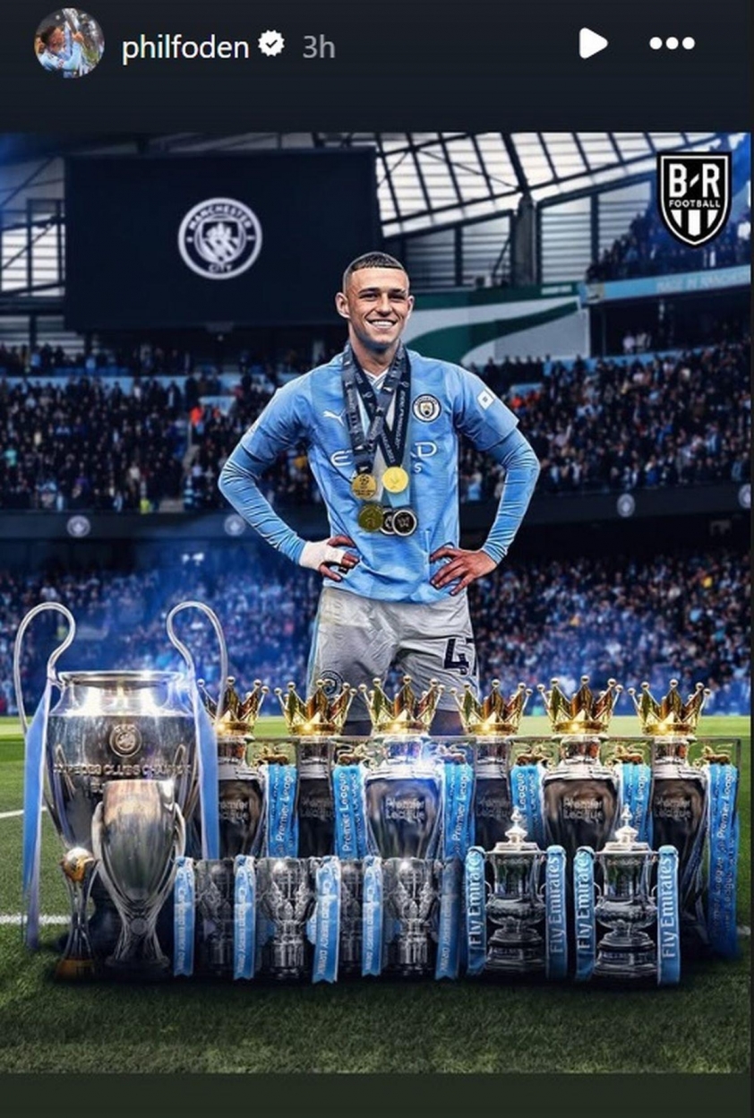 Phil Foden phản hồi chỉ trích bằng cách đăng tải bức ảnh về thành tích