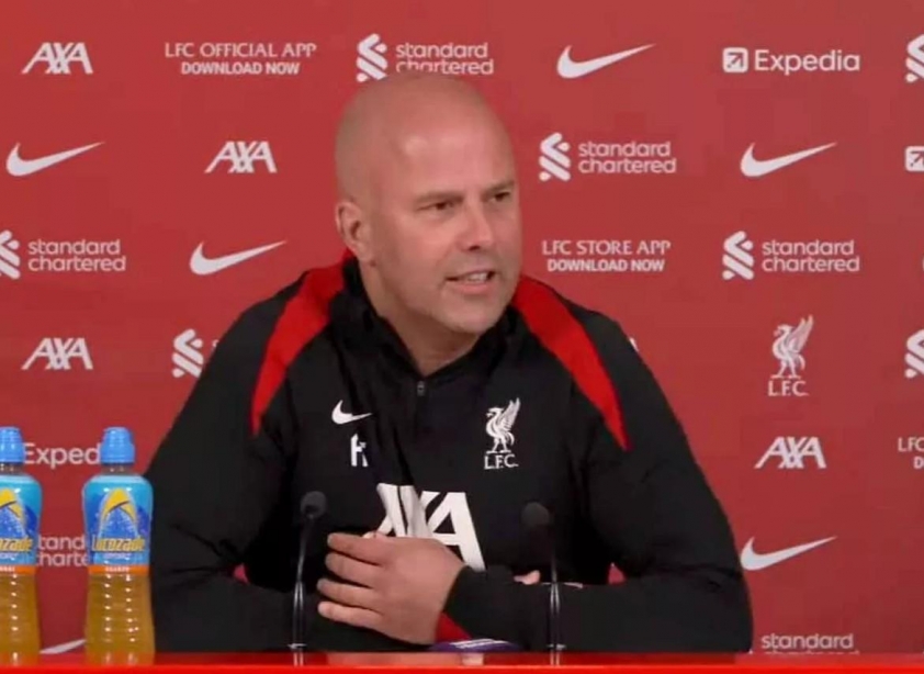 Sự vô cảm của Arne Slot Pep Guardiola không cần thương hại