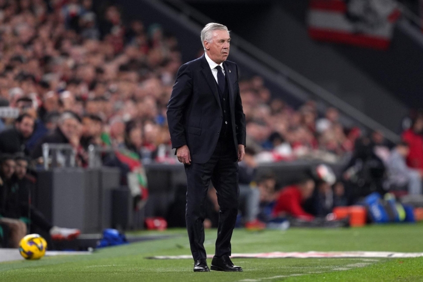 Carlo Ancelotti trên bờ vực bị sa thải khi Real Madrid đối mặt với khủng hoảng