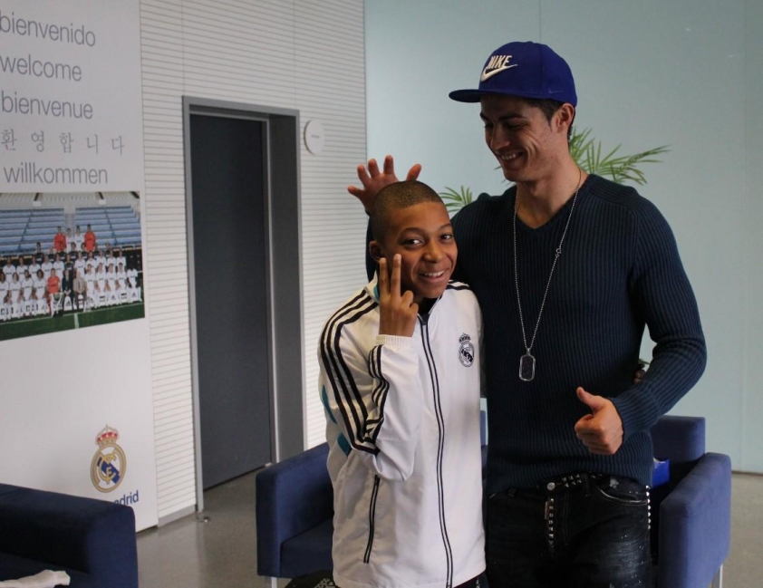 Kylian Mbappe Tiềm năng trở thành Cristiano Ronaldo mới tại Real Madrid, theo quan điểm của Jese Rodriguez