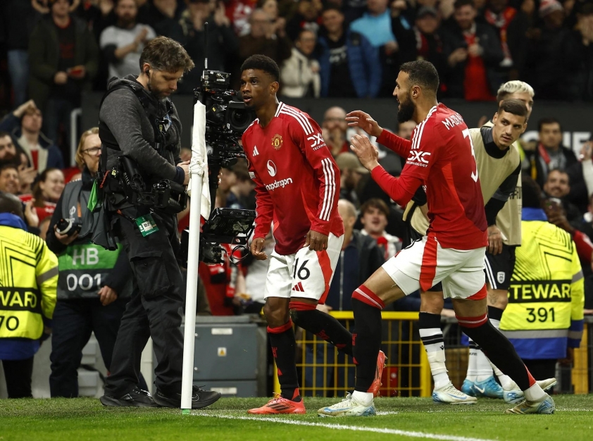 Ruben Amorim áp dụng kỷ luật thép tại Manchester United, đưa ra quy tắc trang phục nghiêm ngặt trong phòng thay đồ