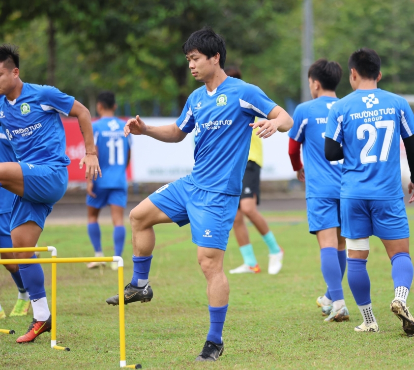 Nguyễn Công Phượng nỗ lực cải thiện bản thân sau khi vắng mặt tại AFF Cup 2024