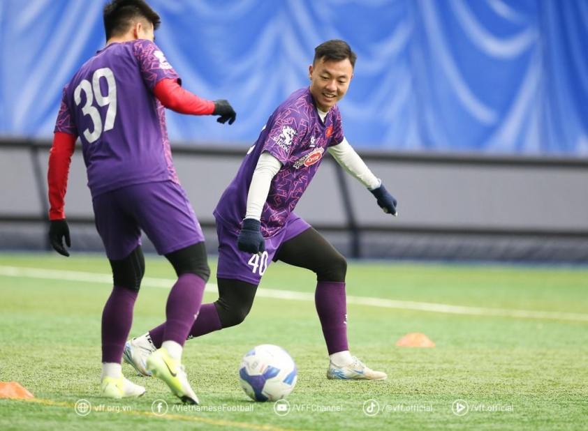 ĐT Việt Nam 4 Cầu thủ Nguy cơ Bị Loại khỏi Danh sách Dự AFF Cup 2024