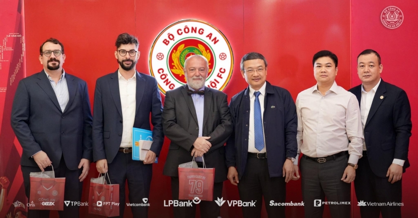 Trận Giao Hữu Nóng Bỏng CLB CAHN Đối Đầu Đội Vô Địch Séc Slavia Praha