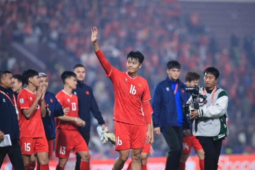 AFF Cup 2024: ĐT Việt Nam không tăng bậc FIFA, Singapore mất trụ cột