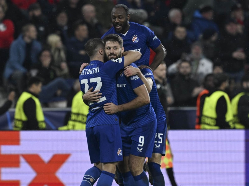 Trận chiến then chốt UEFA Champions League Dinamo Zagreb và Celtic đối đầu vì tấm vé vào vòng tiếp theo