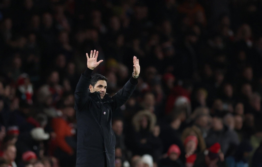 Arsenal tiếp tục thăng hoa với chiến thắng trước Manchester United