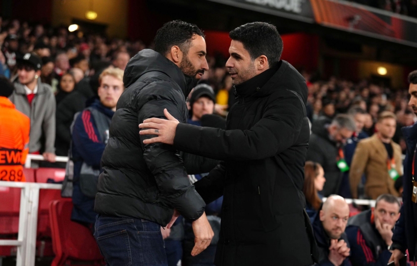 Arteta ca ngợi Amorim và Saka trước trận đại chiến với Man Utd