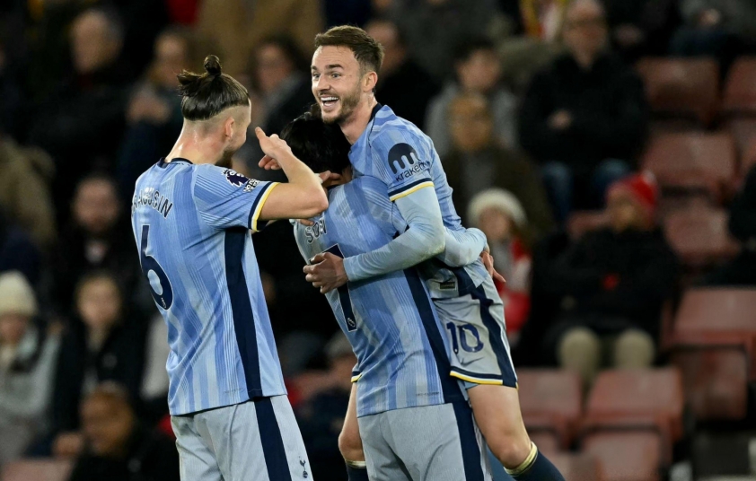 Tottenham hủy diệt Southampton, chấm dứt chuỗi 6 trận không thắng
