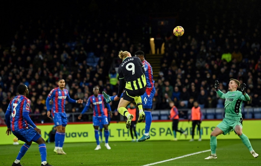 Man City hòa chòng chành, mất cơ hội lên ngôi nhì bảng