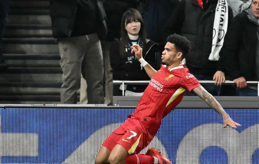 Tiến công chói sáng, Salah giúp Liverpool hủy diệt Tottenham