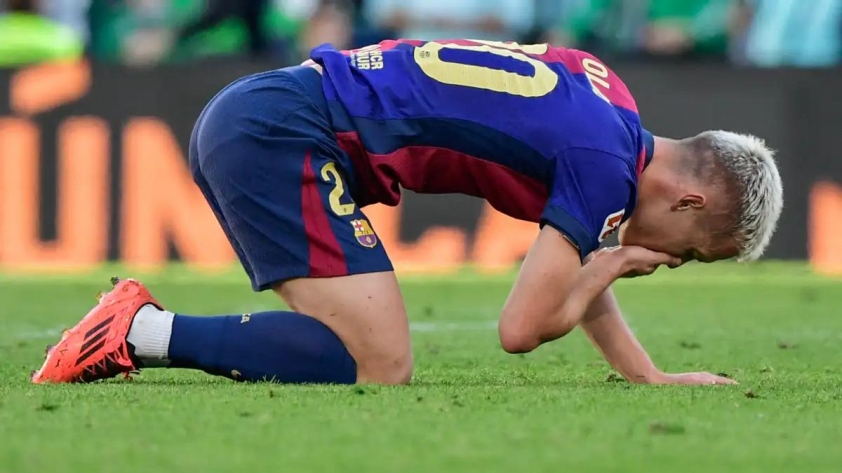 Dani Olmo mất răng sứ trên sân cỏ Phản ứng bối rối của đồng đội Lamine Yamal