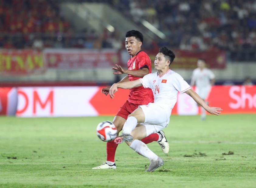 Việt Nam Bùng Nổ Hiệp 2, Hạ Gục Lào 4-1 Để Bảo Toàn Vị Trí Đỉnh Bảng B AFF Cup 2024