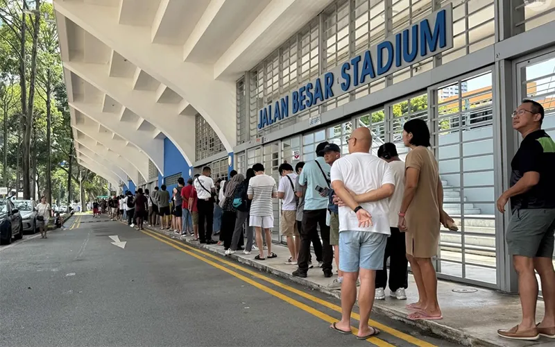 LĐBĐ Singapore giới hạn vé bán kết AFF Cup cho CĐV Việt Nam