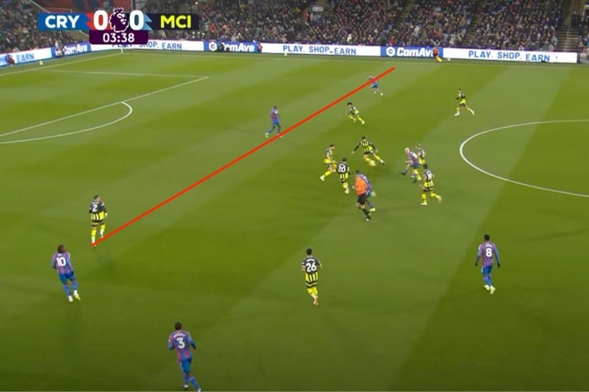 Kyle Walker trở thành mục tiêu chỉ trích sau trận hòa đáng tiếc của Manchester City