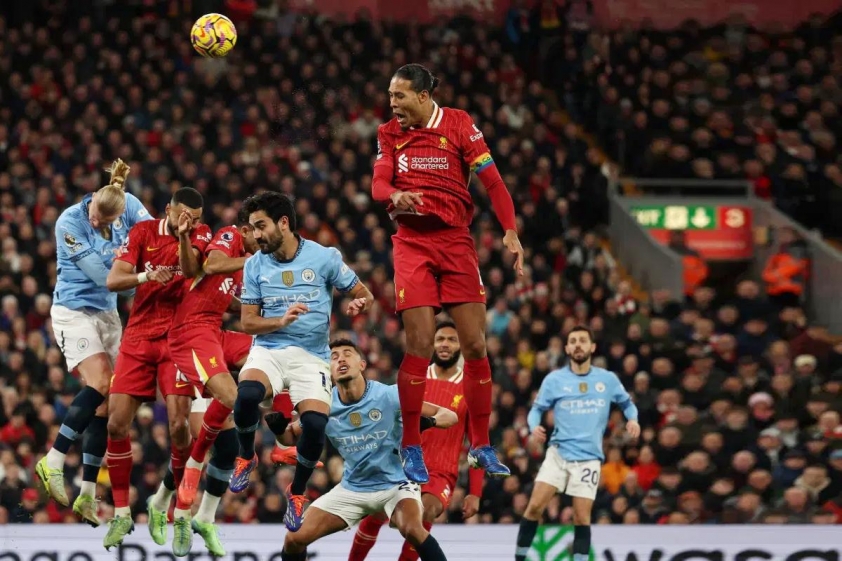 Man City sa sút Guardiola đối mặt với bài toán phục hồi đội hình già cỗi