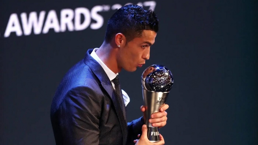 Ronaldo Tiếp Tục Vắng Bóng Trong Bình Chọn FIFA The Best