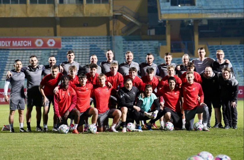 Đội Bóng Danh Tiếng Slavia Praha Ghé Thăm Việt Nam Chuẩn Bị Giao Hữu Với CAHN