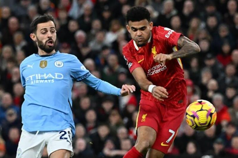 Man City sa sút Guardiola đối mặt với bài toán phục hồi đội hình già cỗi