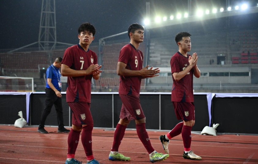 Đội tuyển Thái Lan chịu tổn thất lớn tại AFF Cup 2024 Ekanit Panya nghỉ hết giải