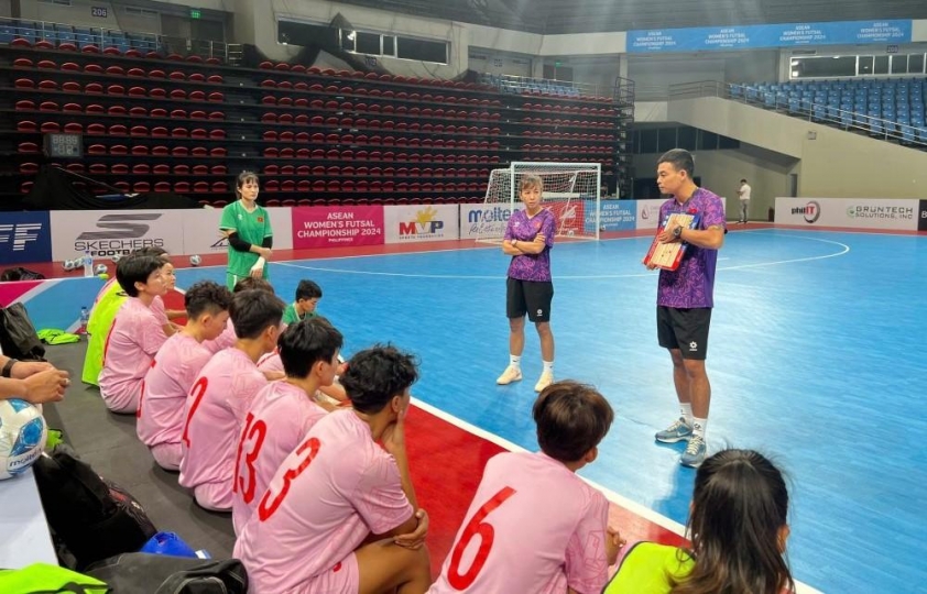 ĐT Futsal Nữ Việt Nam Tập Trung Chuẩn Bị Vươn Ra Châu Á