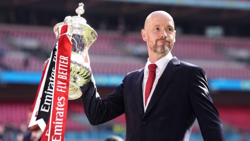 Erik ten Hag: Từ cựu huấn luyện viên MU đến cứu cánh tài chính cho Quỷ đỏ?