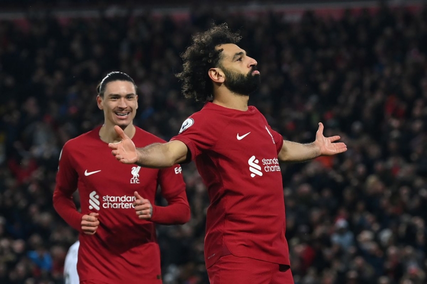 Liverpool Quyết Tâm Đánh Bại Manchester United Trong Trận Derby Đầy Sôi Động