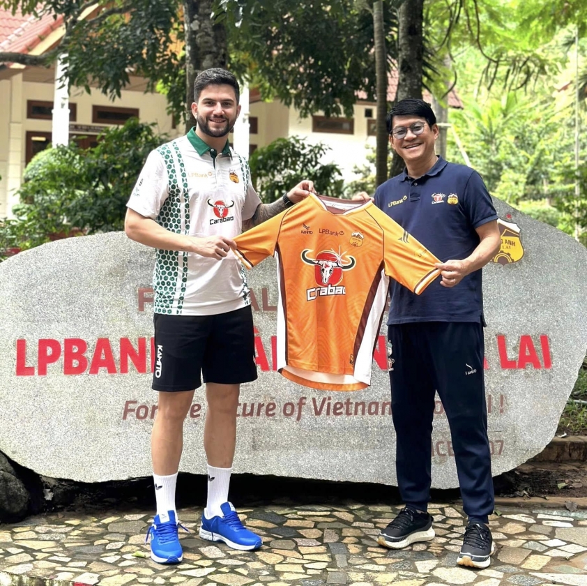 Cựu tiền đạo V-League Jeferson Elias chuyển đến Chanthaburi tại Thai League 2