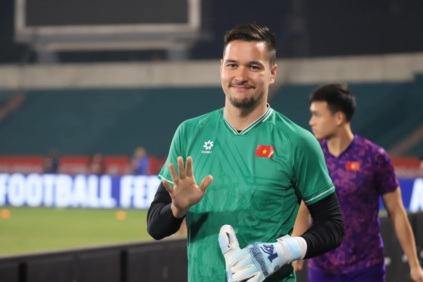 Filip Nguyễn và Trần Trung Kiên hứa hẹn món quà đặc biệt nếu ĐT Việt Nam đăng quang AFF Cup