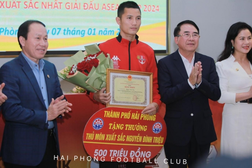 Đình Triệu Cầu thủ nhận nhiều tiền thưởng nhất sau chức vô địch AFF Cup 2024 của ĐT Việt Nam