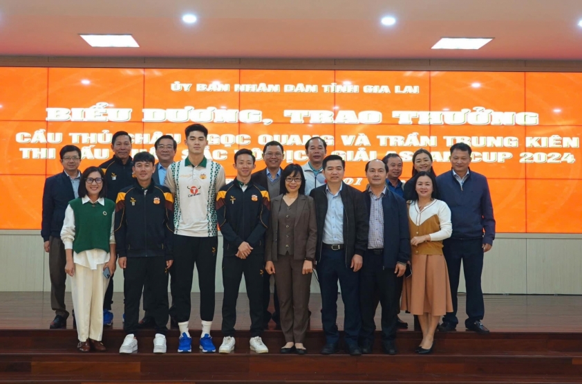 Gia Lai Tôn Vinh Châu Ngọc Quang và Trần Trung Kiên - Anh Hùng Vô Địch ASEAN Cup 2024