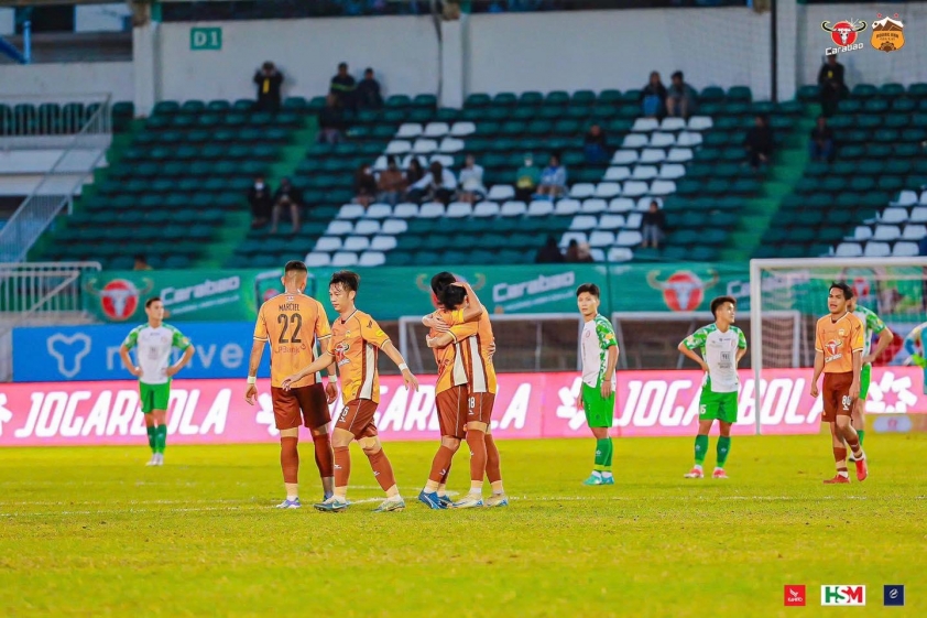 HAGL hòa 2-2 trước TPHCM: Buông bỏ chiến thắng ở phút chót