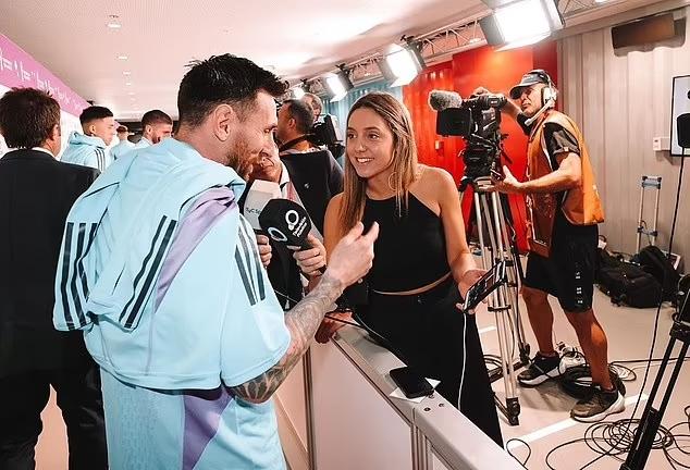 Sofia Martinez phủ nhận tin đồn tình cảm với Lionel Messi