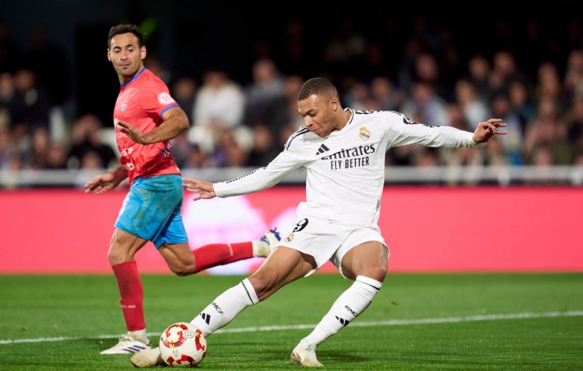 Real Madrid dễ dàng đánh bại Deportiva Minera ở vòng 1/16 Cúp Nhà Vua Tây Ban Nha