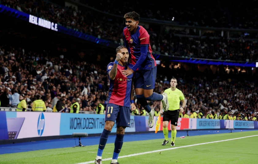 Rivaldo dự đoán Lamine Yamal và Raphinha sẽ cạnh tranh Quả bóng Vàng 2025