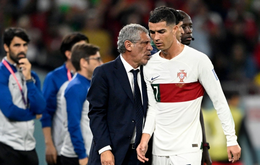 Cristiano Ronaldo trên đường đảm bảo tương lai với Al Nassr, theo HLV Fernando Santos