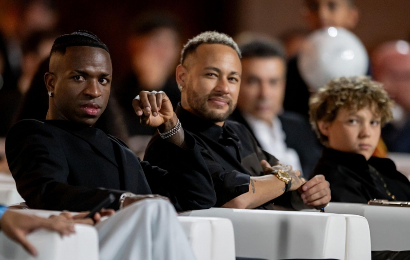 Neymar trở lại Santos? Vinicius Jr. gửi lời khuyên đến người đàn anh