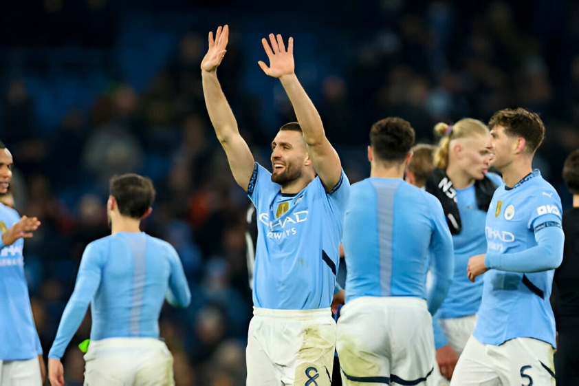 Kết quả lượt trận cuối Champions League 2024/25: Liverpool gây sốc, Man City kịch tính giành vé play-off