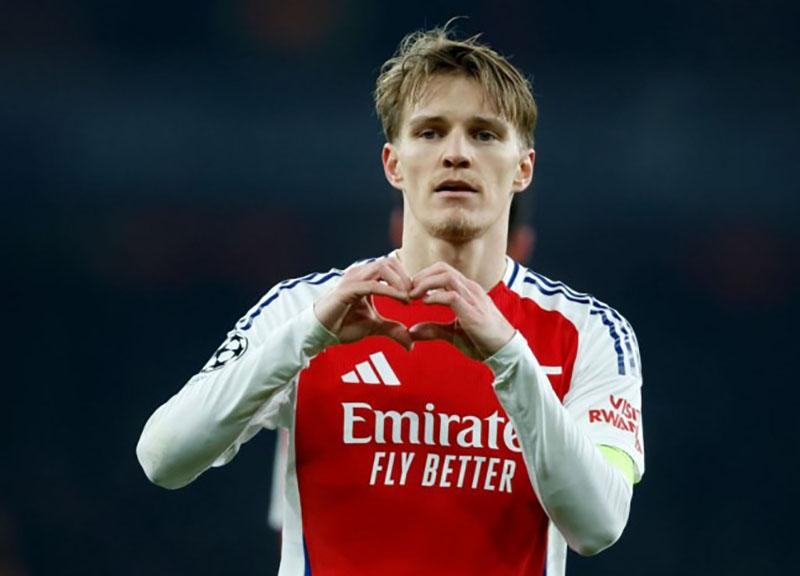 Odegaard tỏa sáng, Arteta hướng đến thử thách mới cùng Arsenal