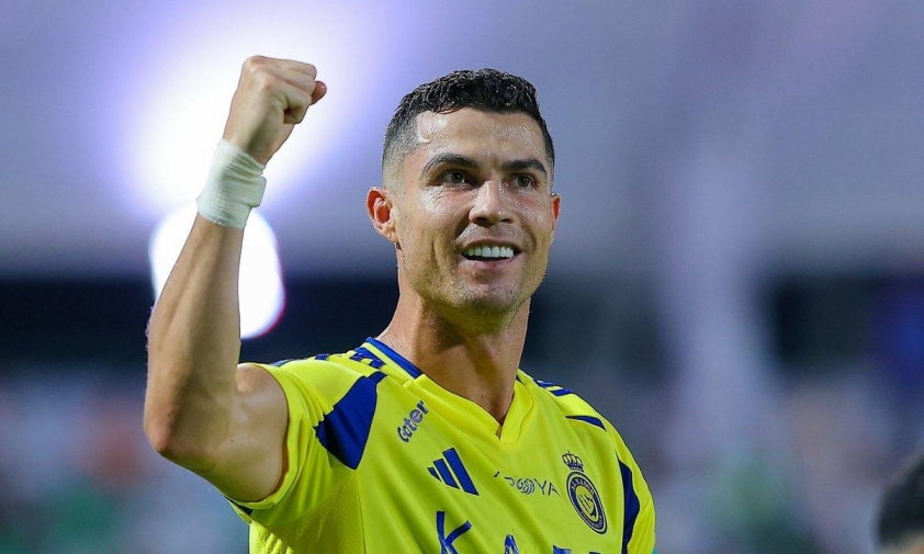 Ronaldo quyết tâm hoàn tất hợp đồng với Al-Nassr, hướng đến mục tiêu giành danh hiệu